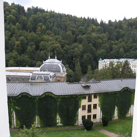 Apartman Lux Skroupova Apartment Karlovy Vary Exterior photo